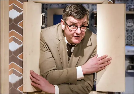  ??  ?? SOME MOTHERS DO ’AVE ’EM TWICE: Joe Pasquale in the show and, below left, Michael Crawford as the original Frank