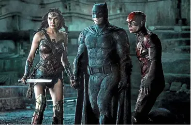  ?? PHOTO: WARNER BROS ?? Wonder Woman and Batman are joined by newbies like The Flash for Justice League.