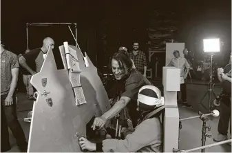  ?? Matt Lankes / Contributo­r ?? Richard Linklater on the set of his upcoming film, “Apollo 10½: A Space-Age Adventure”