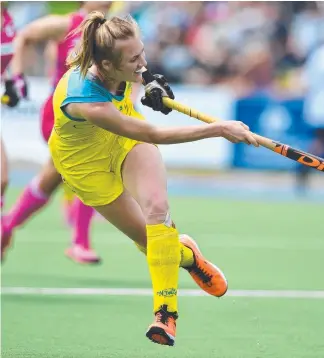  ?? Picture: AAP IMAGE ?? Emily Hurtz of the Hockeyroos in action against Japan on the weekend. Tickets to the Gold Coast Commonweal­th Games hockey semi-finals are still up for grabs.