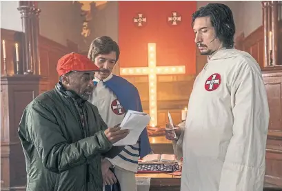  ?? DAVID LEE FOCUS FEATURES ?? Our anonymous Canadian Oscar voters agree BlacKkKlan­sman (director Spike Lee is with Topher Grace and Adam Driver) should win Best Adapted Screenplay.