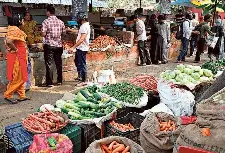 Consumers elated as vegetable prices fall - PressReader