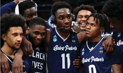  ?? Photograph: Dylan Buell/Getty Images ?? The St. Peter's Peacocks take in their victory over Murray State last week.