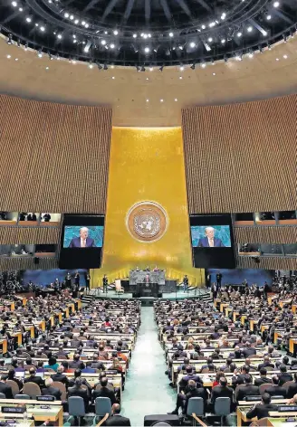  ?? JUSTIN LANE / EFE ?? Discurso. Presidente dos EUA fala durante a Assembleia-Geral das Nações Unidas