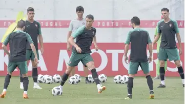  ??  ?? Portugal’s forward Cristiano Ronaldo (centre) and teammates attend a training session at the team’s base in Kratovo, outside Moscow on the eve of the Russia 2018 World Cup Group B football match between Iran and Portugal in Saransk. — AFP photo