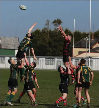  ??  ?? Boyen and Rainey contest a line-out at Shamrock Lodge on Saturday.