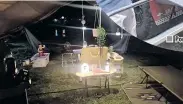  ?? ?? Tent set up