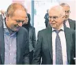  ?? FOTO: DPA ?? Verdi-Chef Bsirske (l.), Niedersach­sens Finanzmini­ster Schneider.