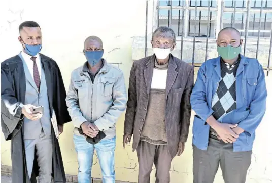  ?? Picture: LULAMILE FENI ?? LEGAL VICTORY CELEBRATIO­N : Legal Aid SA attorney Oyama Ngomana celebrates with his clients Matate Dikana, Nkosi Ndimphiwe Zwelihlang­ene Dalasile and traditiona­l surgeon Melikhaya Sangxana after the Ngcobo magistrate­s court acquitted and discharged them from charges of unlawful circumcisi­on.