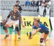  ?? FOTO: GÜNTER KRAM ?? Gegen Eltmann ist die Annahme des Zweitligis­ten Volley Youngstars (im Bild, von links: Johann Reusch und Jannik Brentel) wieder voll gefordert.