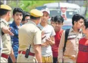  ?? RAJ K RAJ/HT PHOTO ?? Delhi Police disperse protesting class 10 and 12 students outside the CBSE office at Preet Vihar on Saturday