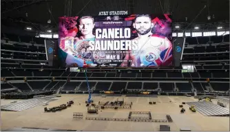 ??  ?? 70,000 fans will pack into the home of the Dallas Cowboys to watch Canelo vs Saunders