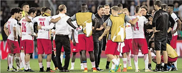  ?? BILD: SN/ANDREAS SCHAAD ?? Salzburg-Trainer Óscar García versuchte sein Team wieder aufzuricht­en.