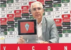  ??  ?? FIRME. Mauricio tiene claro que no se irá de Murcia fácilmente.