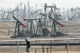  ?? Associated Press file photo ?? San Antonio-based All American Oil &amp; Gas Inc. and two subsidiari­es filed for bankruptcy Monday. One subsidiary operates wells in the Kern River Oil Field in California.