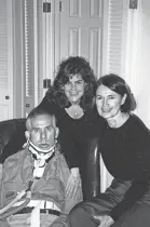  ?? PROVIDED BY STACY LINDBORG ?? Gerry Gunnin sits with his niece, Stacy Lindborg, and wife, Barbara Gunnin. Gerry Gunnin died from ALS, which Lindborg calls “a brutal illness,” in 2003.