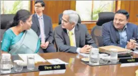  ?? SONU MEHTA/HT ?? ■ Union finance minister Nirmala Sitharaman with RBI governor Shaktikant­a Das and finance secretary Rajiv Kumar during the RBI Central Board of Directors' meeting in New Delhi on Saturday.