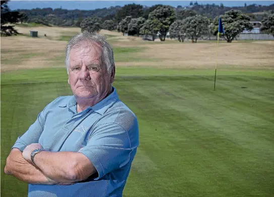  ?? GRANT MATTHEW/STUFF ?? Mike Earley, president of the Fitzroy Golf Club, is concerned about NPDC’s proposal to sell half the golf club.