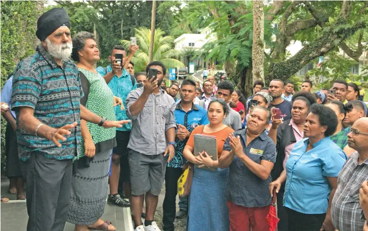  ?? Photo: Ashna Kumar ?? Suspended University of the South Pacific Vice Chancellor Professor Pal Ahluwalia talking to staff and students at USP’s Laucala Campus in Suva on June 8, 2020.