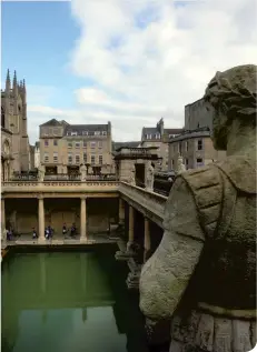  ??  ?? The Roman Baths in the city of Bath (photo: Matt Cardy/Getty Images)