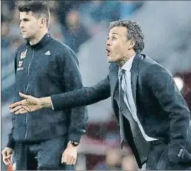  ?? ANDREU DALMAU / EFE ?? Luis Enrique durant un instant del partit ahir a la nit