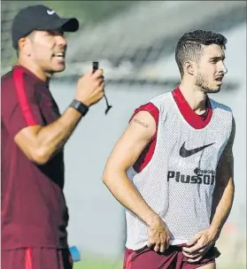  ?? FOTO: J.A.S. ?? Sime Vrsaljko, en un entrenamie­nto del Atlético con Simeone