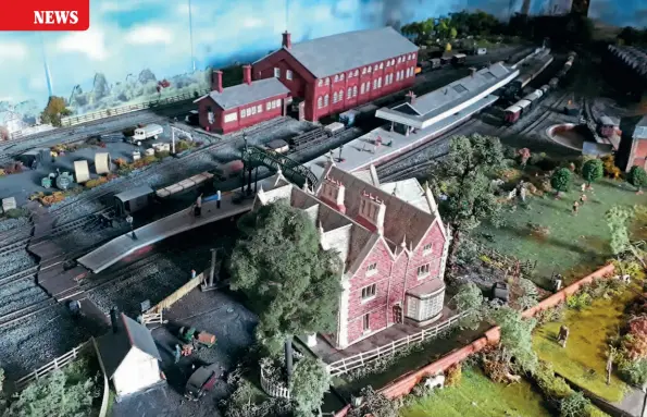  ?? ?? Ken Wainwright’s superb accurate model of Bourne station in the 1940s. The Red Hall, the Elizabetha­n mansion that served as its ticket hall, is in the foreground.