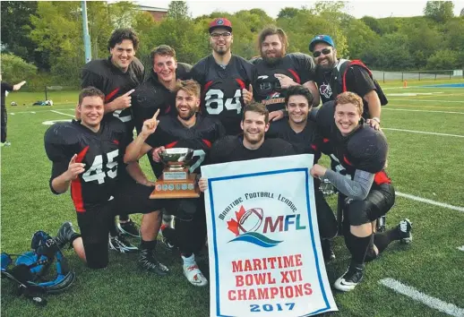  ??  ?? Les Mustangs de Moncton ont remporté le championna­t de la Ligue de football des Maritimes en 2017. - Gracieuset­é
