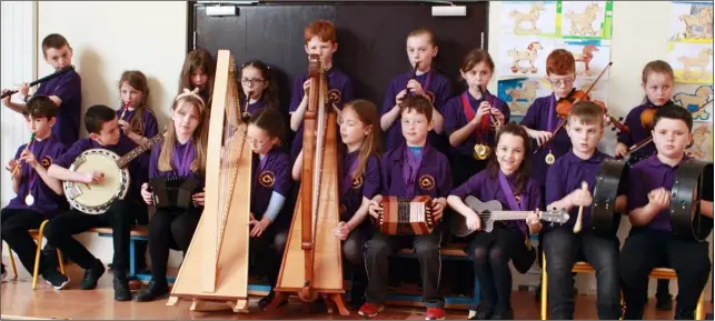  ??  ?? Under-12 grupa ceoil at the Gorey-Ballygarre­t CCE feis at St Joseph’s Primary School.