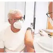  ?? FOTO: DPA ?? Bundespräs­ident Steinmeier (65) ließ sich mit Astrazenec­a impfen.