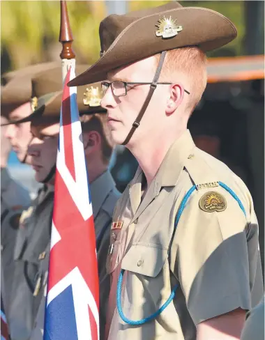  ?? Pictures: Evan Morgan ?? TOP: Peter Hiddle at the service held at Riverway on Sunday .