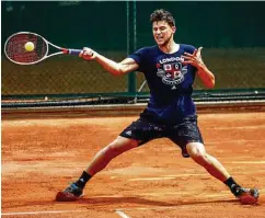  ??  ?? Dominic Thiem zeigt zurzeit beim Turnier in Barcelona vollen Einsatz.