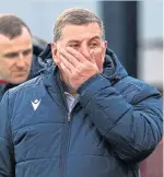  ?? ?? Mark Mcghee during last Tuesday’s game against Hibs