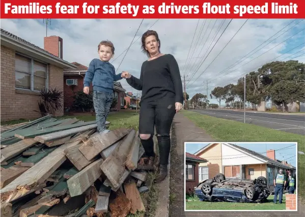  ?? Picture: MARK DADSWELL ?? NEED TO SLOW DOWN: Annette McIntosh with Archer, 3, in their front yard where (inset) a car came to rest after a crash last week.
