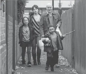  ?? MONGREL MEDIA ?? Hayley Squires and Dave Johns star in the internatio­nally celebrated film, I, Daniel Blake.