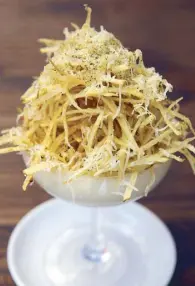  ??  ?? Egg-cellent: Huevos Rotos, a sous-vide egg with chorizo and potato strings