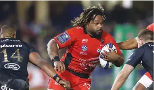  ??  ?? Apologetic: Toulon centre Mathieu Bastareaud