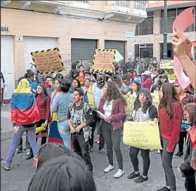  ?? Foto: PO / EXTRA ?? La ciudad de Riobamba está desabastec­ida de gas, medicinas y servicio de transporte.