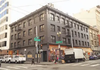  ?? Photos by Scott Strazzante / The Chronicle ?? Salesforce CEO Marc Benioff and his wife are donating $6.1 million to make the 110-year-old Bristol Hotel at Mason and Eddy streets in S.F.’s Tenderloin a haven for the formerly homeless.