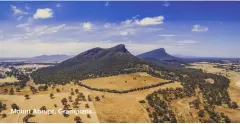  ??  ?? Mount Abrupt, Grampians.