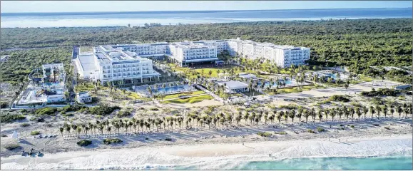  ?? CONTRIBUTE­D BY RIU RESORTS ?? The new Riu Dunamar Resort Playa Mujeres is cut from dune jungle on the Caribbean Sea north of Cancun.