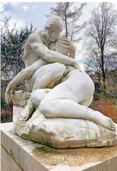  ?? FOTO: HELGA MEISTER ?? Peter Breuers „Adam und Eva“im Florapark.