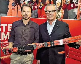  ??  ?? Atomic- Boss Wolfgang Mayrhofer ( rechts) und Rennchef Christian Höflehner basteln an den neuen Hirscher- Skiern.