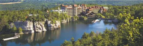  ?? Contribute­d photo / ?? Mohonk Mountain House is an eclectic "Victorian castle" in the sky.