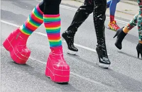  ?? [ Reuters ] ?? Bei der Regenbogen­parade werden auch mehrere Politiker dabei sein.