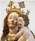  ?? Foto: Eva Leistensch­neider ?? Zu Gast in Ulm: eine Madonna von Gre gor Erhart aus der Pfarrkirch­e St. Martin in Blaustein.
