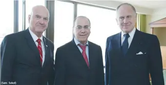  ?? (Sam Sokol) ?? WORLD JEWISH CONGRESS president Ronald Lauder (right) meets with Regional Cooperatio­n Minister Silvan Shalom (center) and Ambassador to Hungary Ilan Mor, at the WJC’s Plenary Assembly in Budapest yesterday.