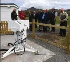  ??  ?? One of the latest additions on site is this spectropho­tometer that, among other things, can measure ozone and solar radiation levels.