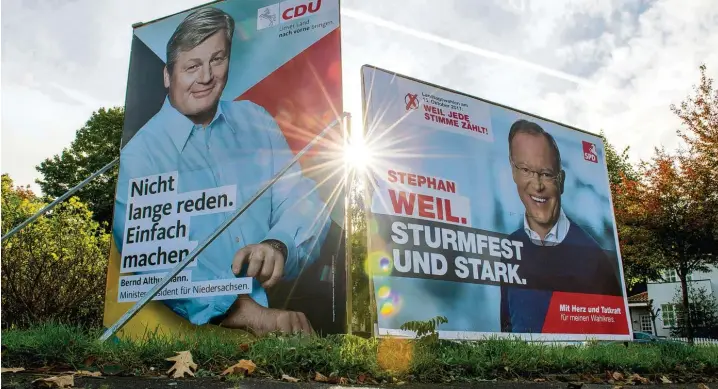  ?? Foto: Silas Stein, dpa ?? Beide Kandidaten liegen im Moment gleichauf: CDU Mann Bernd Althusmann will Ministerpr­äsident in Niedersach­sen werden, SPD Politiker Stephan Weil will es bleiben.