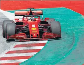  ?? FOTO: AP ?? Vettel arrancará hoy 11º con un coche que ha demostrado muchas debilidade­s